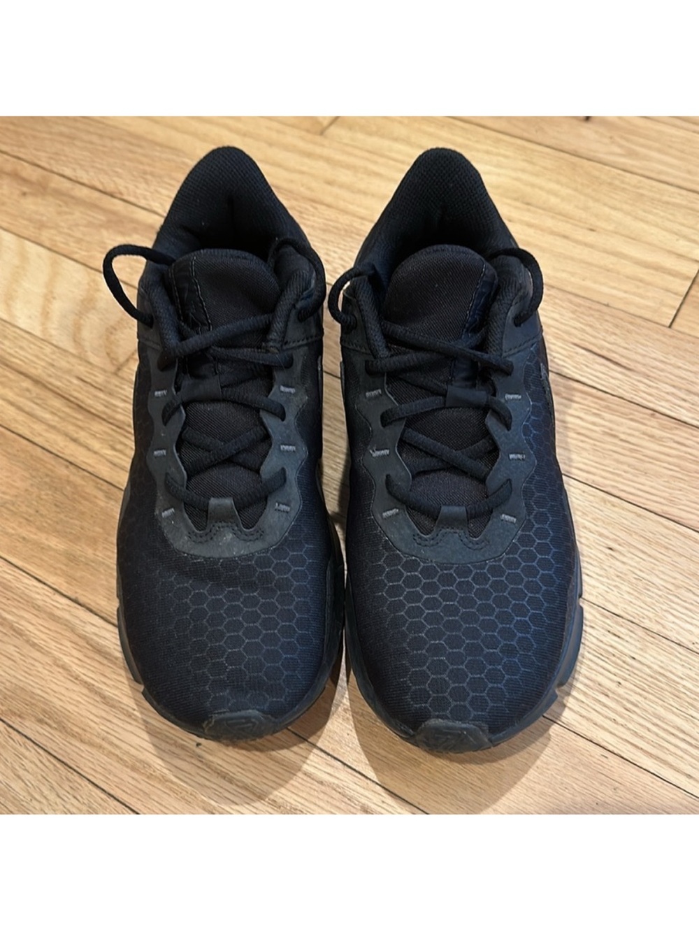 Black nike legend essential 2
